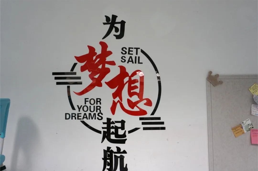 7e0f5933f1ede0ae520f3bc9b22b5dfb.jpg